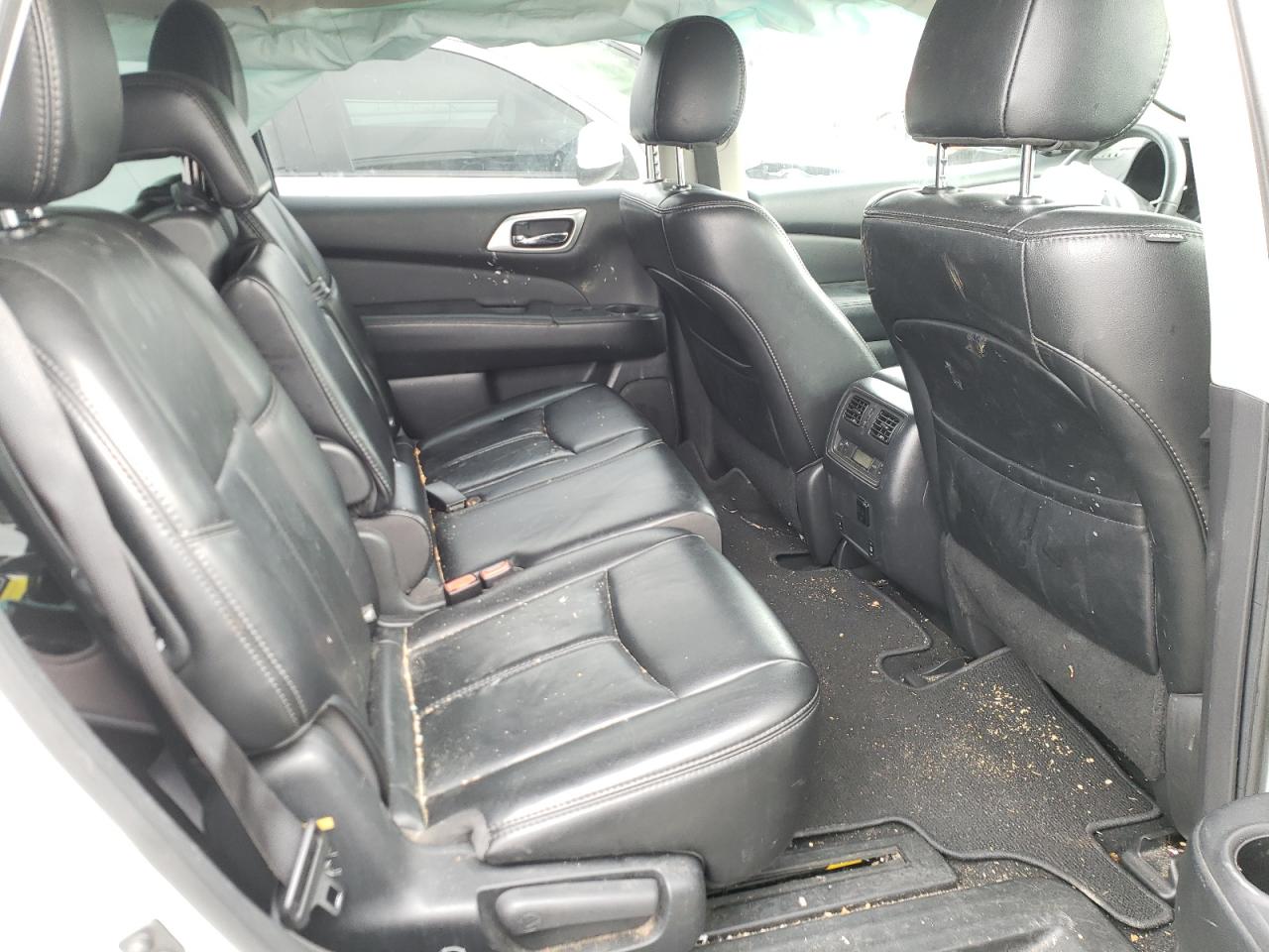 Photo 6 from auction – 2017 NISSAN PATHFINDER with VIN 5N1DR2MM9HC633991