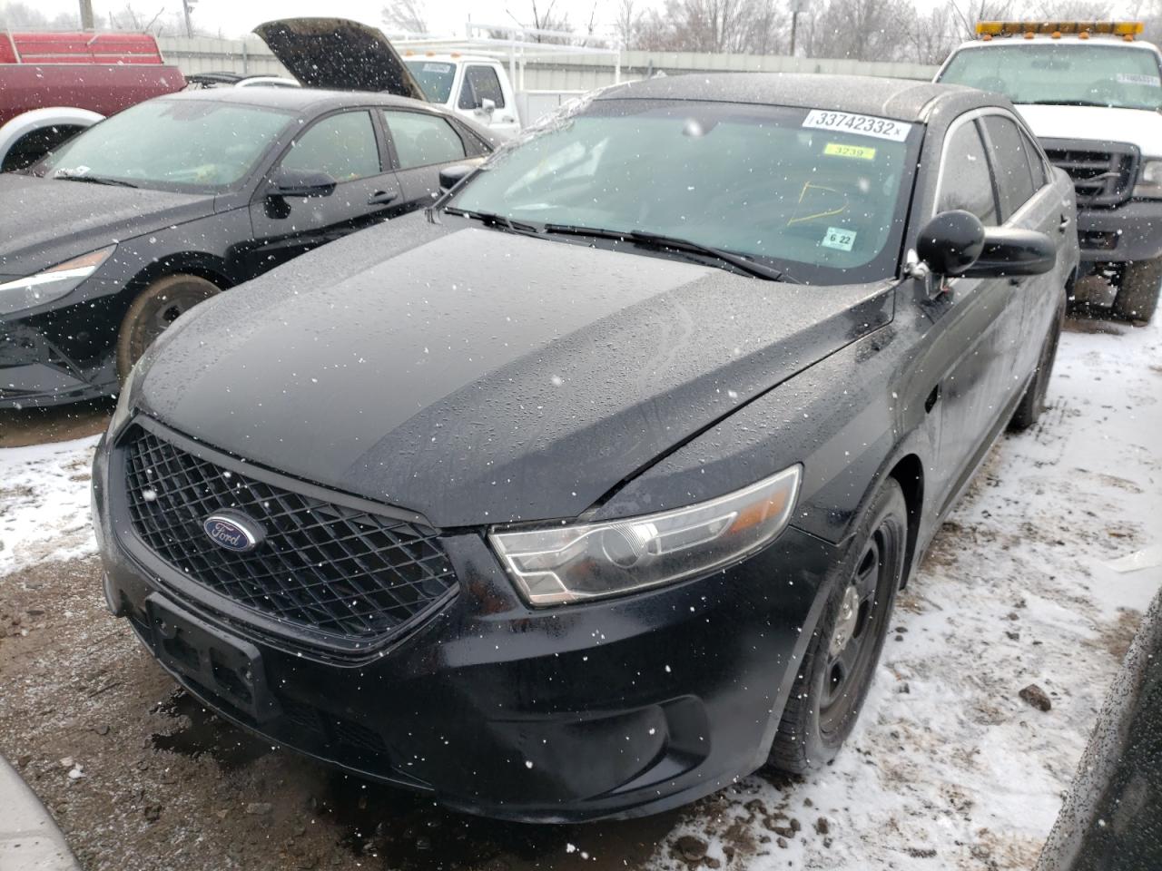 Photo 2 from auction – 2017 FORD TAURUS POL with VIN 1FAHP2MK8HG126623