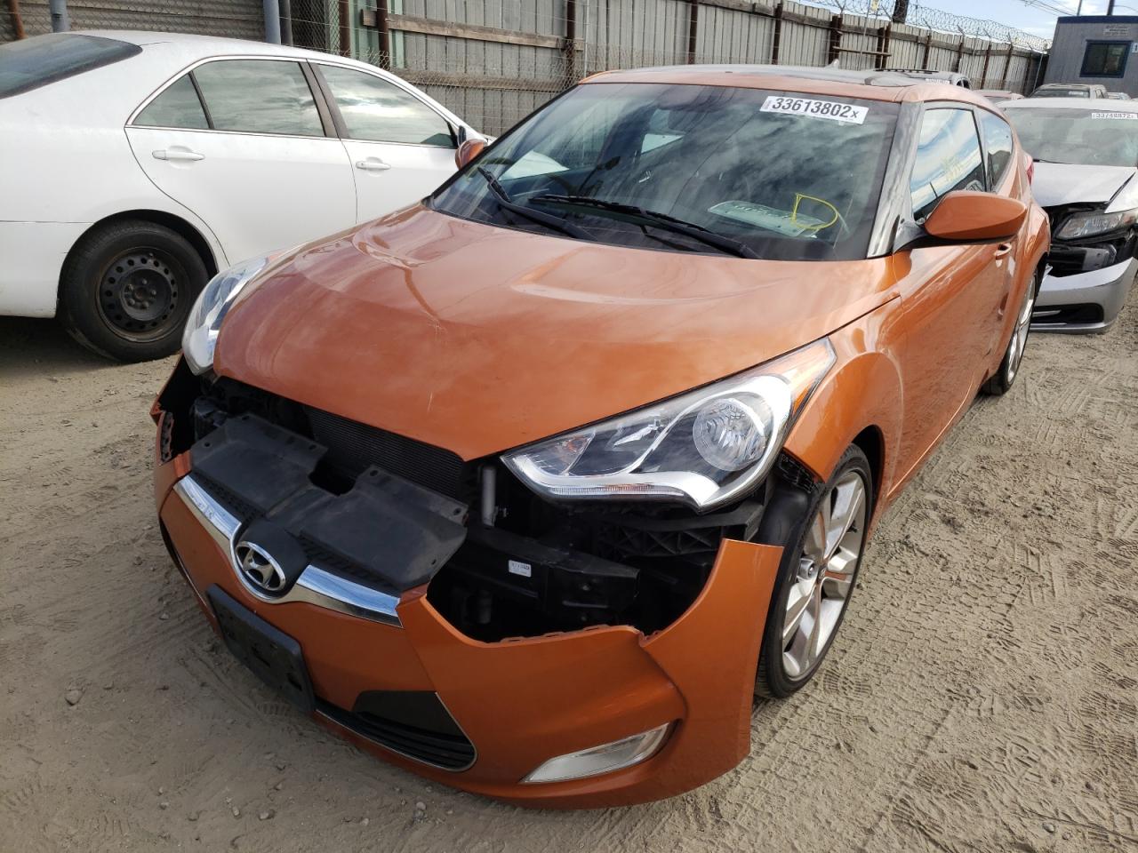 Photo 2 from auction – 2016 HYUNDAI VELOSTER with VIN KMHTC6ADXGU248490