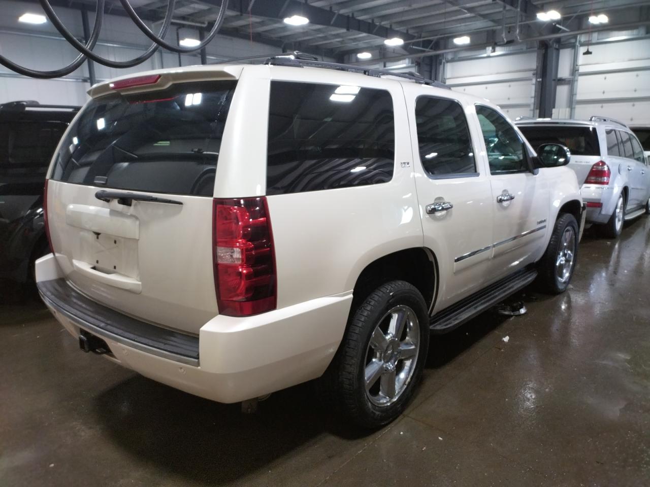 Photo 4 from auction – 2013 CHEVROLET .CK2500 with VIN 1GNSKCE03DR266697