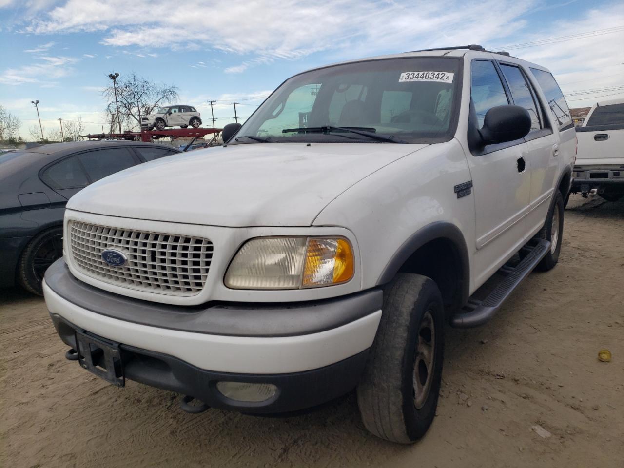 Photo 2 from auction – 2000 FORD EXPEDITION with VIN 1FMPU16L1YLC48080
