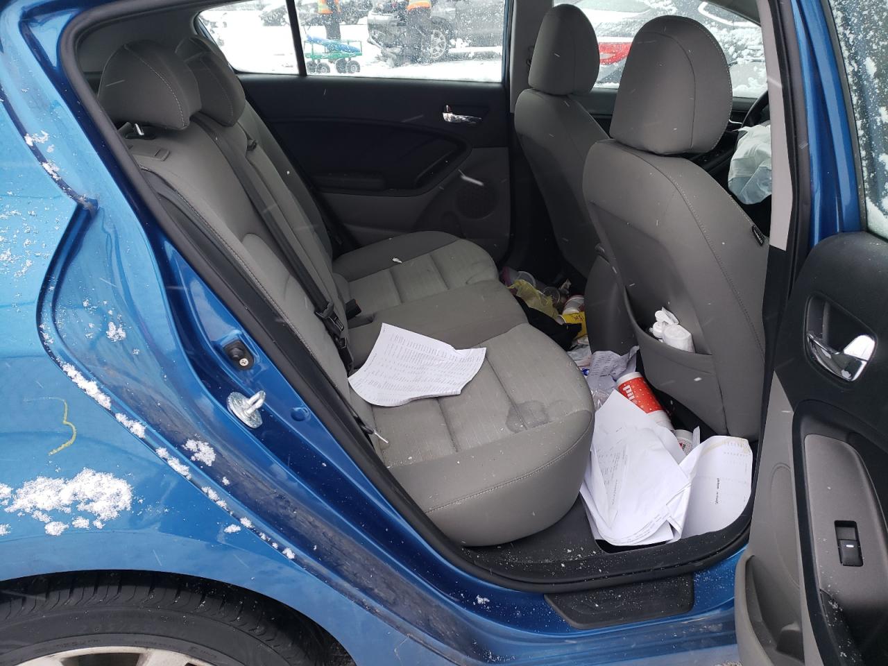 Photo 6 from auction – 2014 KIA FORTE EX with VIN KNAFX5A8XE5165729