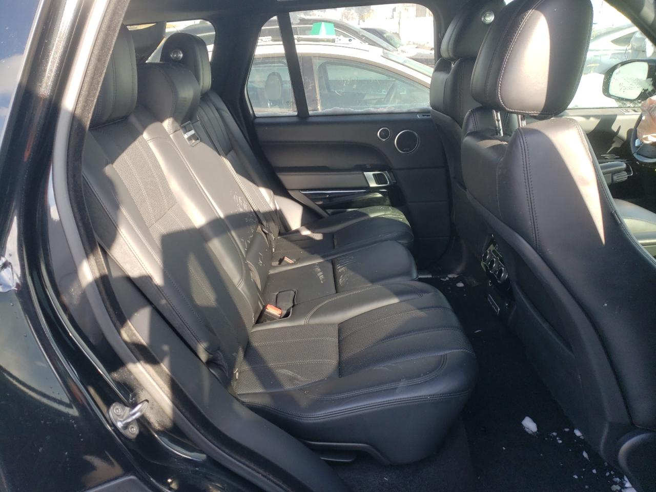 Photo 6 from auction – 2015 LAND ROVER RANGE ROVE with VIN SALGS2TF0FA208086