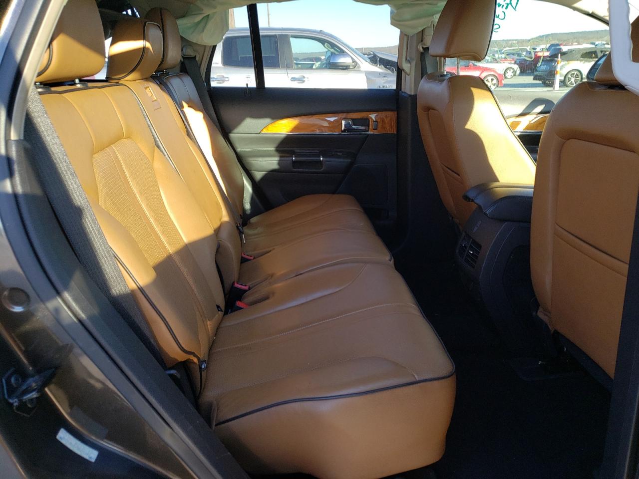Photo 6 from auction – 2011 LINCOLN MKX with VIN 2LMDJ8JK7BBJ26113