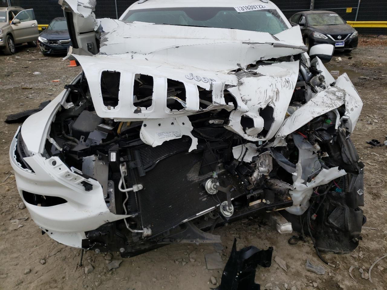 Photo 9 from auction – 2014 JEEP CHEROKEE L with VIN 1C4PJLDB1EW241739