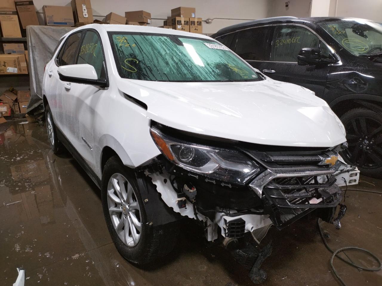 CHEVROLET EQUINOX LT 2019 with VIN 2GNAXKEV2K6140892 - Photo from auction