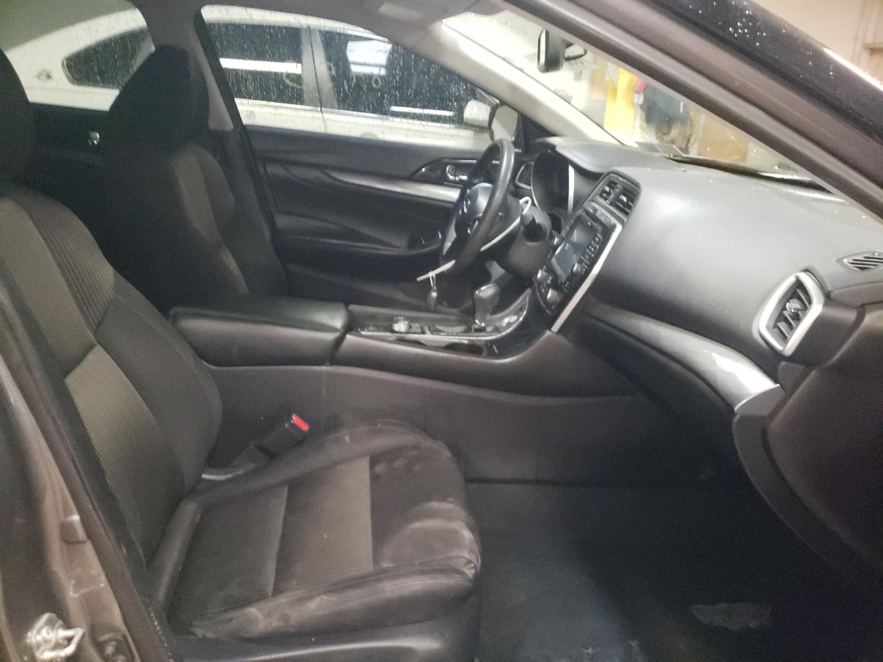 Photo 5 from auction – 2016 NISSAN MAXIMA 3.5 with VIN 1N4AA6AP5GC416706
