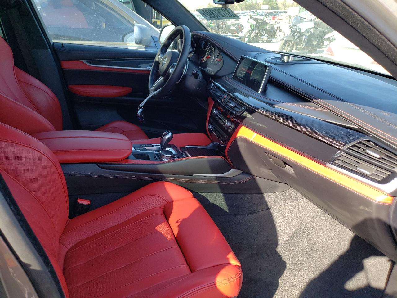 Photo 5 from auction – 2019 BMW X6 M with VIN 5YMKW8C59KLR38374