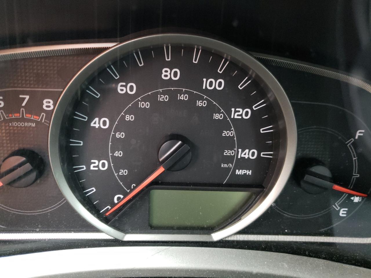 Photo 8 from auction – 2015 TOYOTA RAV4 LE with VIN 2T3BFREV8FW340744