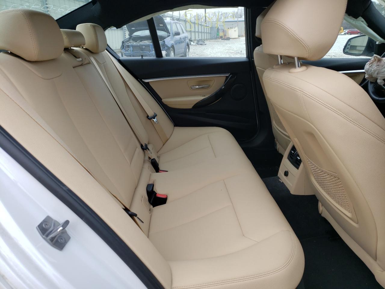 Foto 6 de la subasta – 2018 BMW 330 I con VIN WBA8B9C59JAE22143