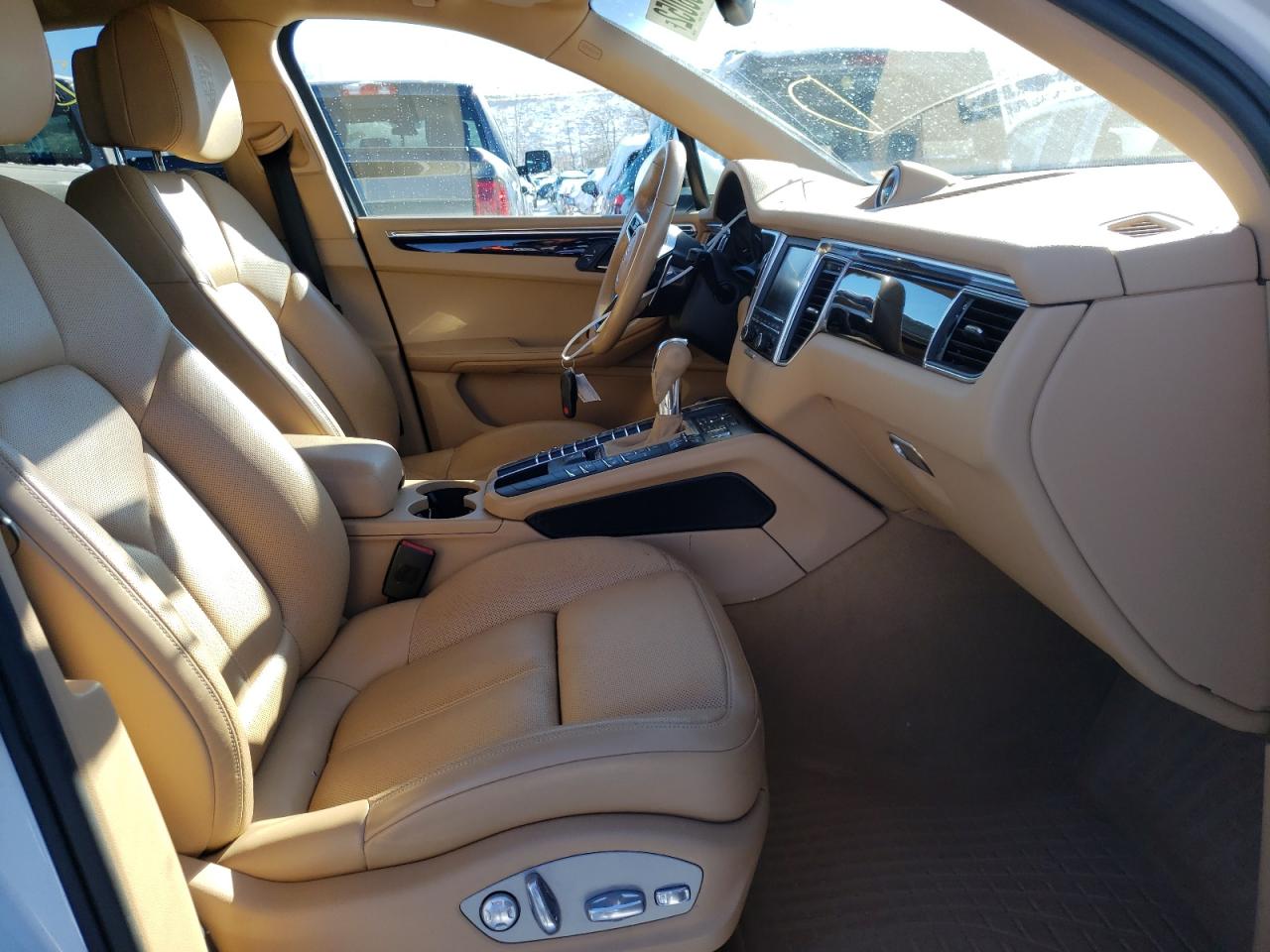 Photo 5 from auction – 2015 PORSCHE MACAN S with VIN WP1AB2A52FLB50184