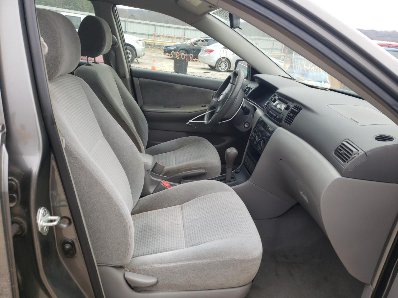 Photo 5 from auction – 2005 TOYOTA COROLLA CE with VIN 2T1BR32E65C500864