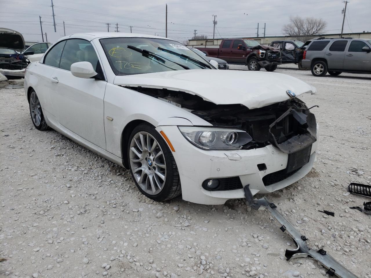 BMW 328 I 2013 with VIN WBADW3C52DJ527513 - Photo from auction