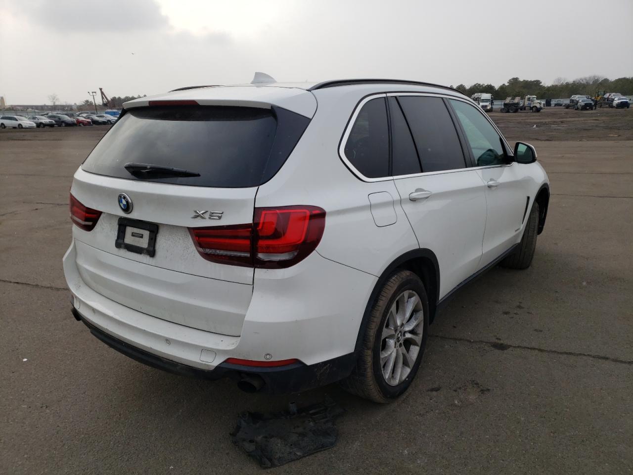 Photo 4 from auction – 2016 BMW X5 XDRIVE3 with VIN 5UXKR0C52G0P25324