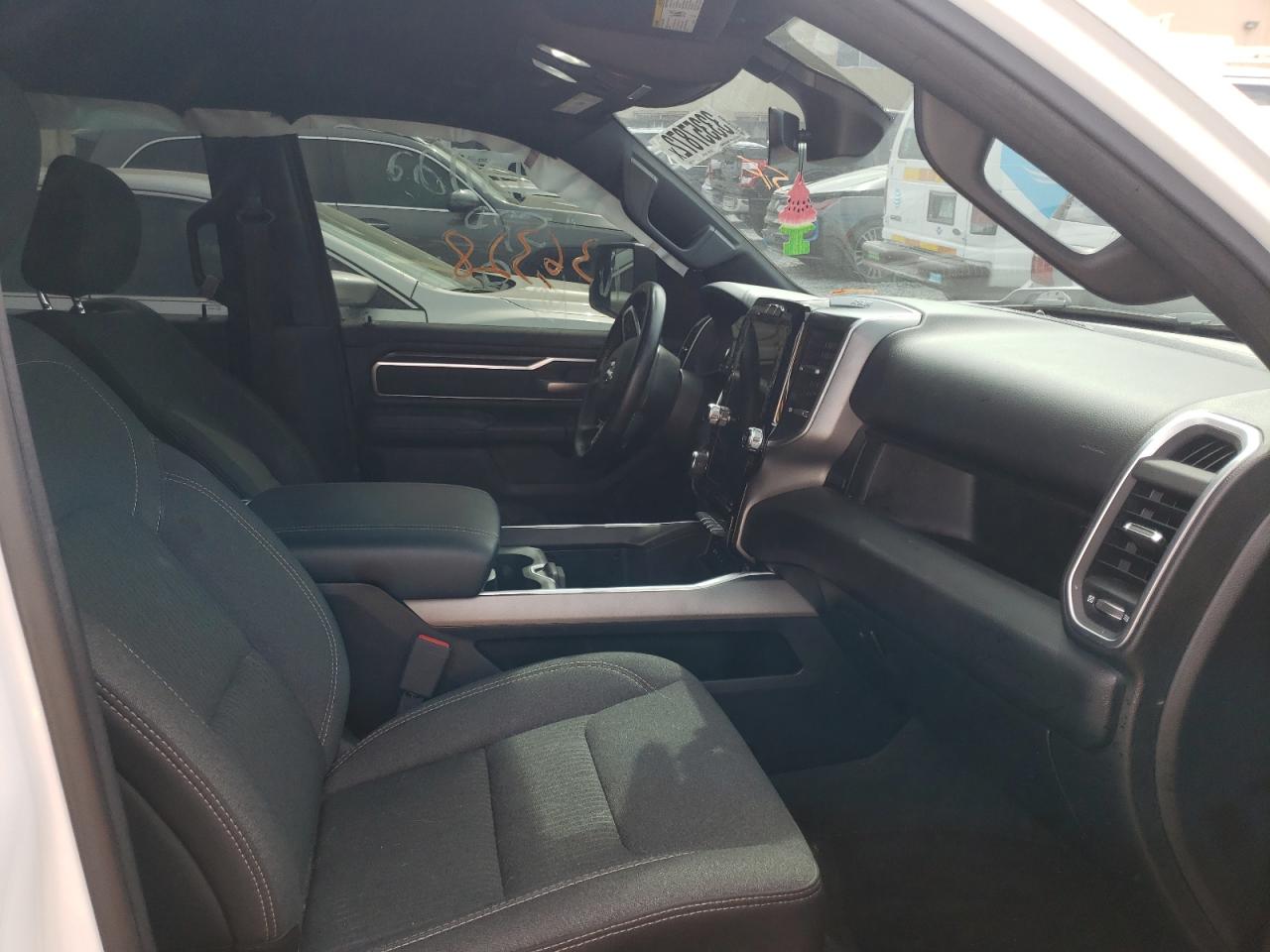 Photo 5 from auction – 2019 RAM 1500 BIG H with VIN 1C6RRFFGXKN870534