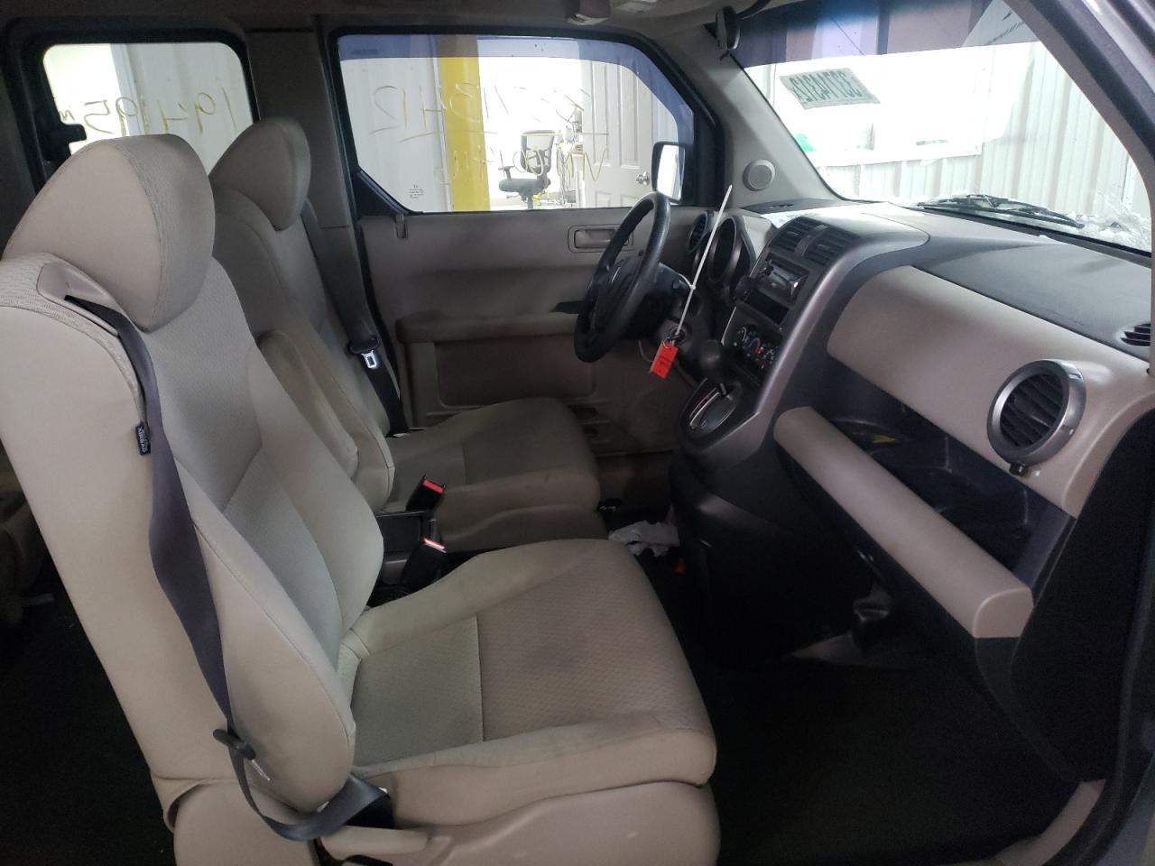 Photo 5 from auction – 2010 HONDA ELEMENT EX with VIN 5J6YH2H78AL001416