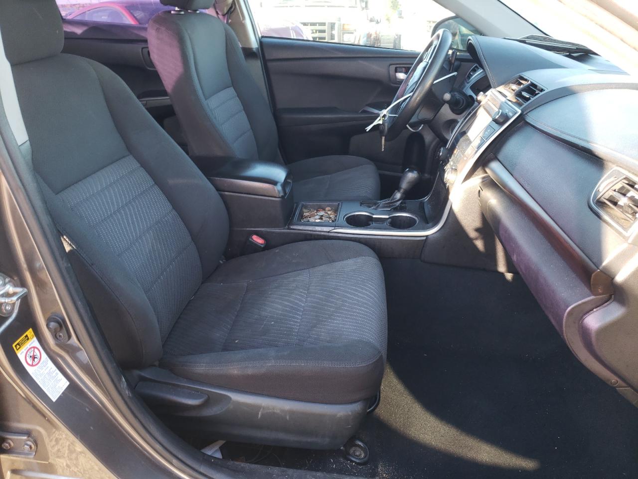 Photo 5 from auction – 2017 TOYOTA CAMRY LE with VIN 4T1BF1FK3HU279529