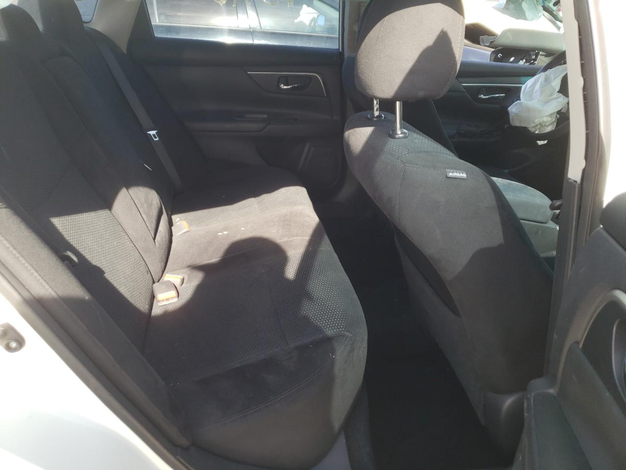 Photo 6 from auction – 2015 NISSAN ALTIMA 2.5 with VIN 1N4AL3AP2FN906774