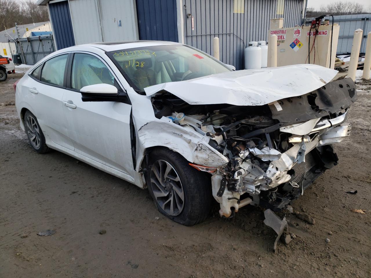 Photo 13 from auction – 2016 HONDA CIVIC EX with VIN 19XFC2F76GE201131