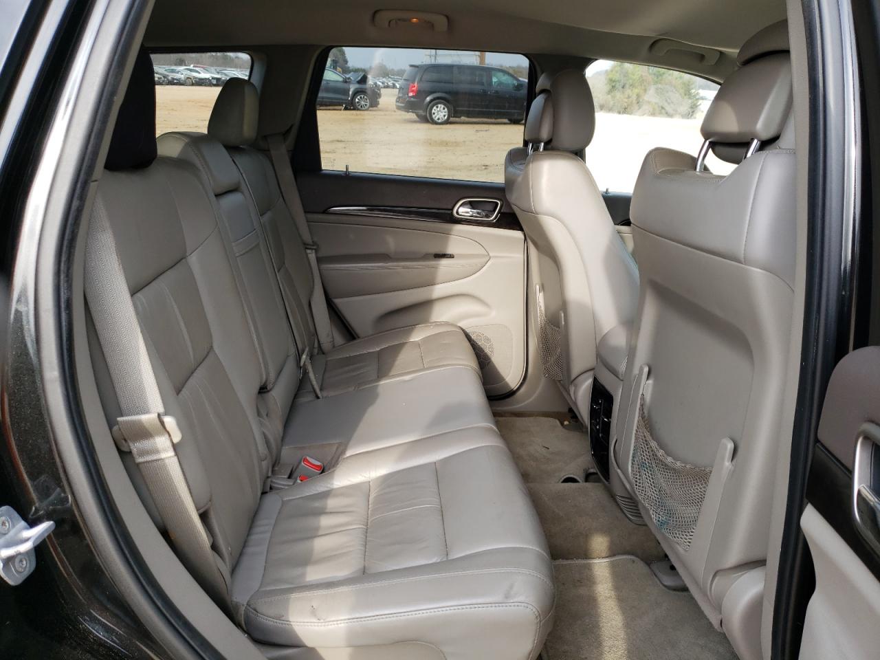 Photo 6 from auction – 2013 JEEP GRAND CHER with VIN 1C4RJFAG8DC652226
