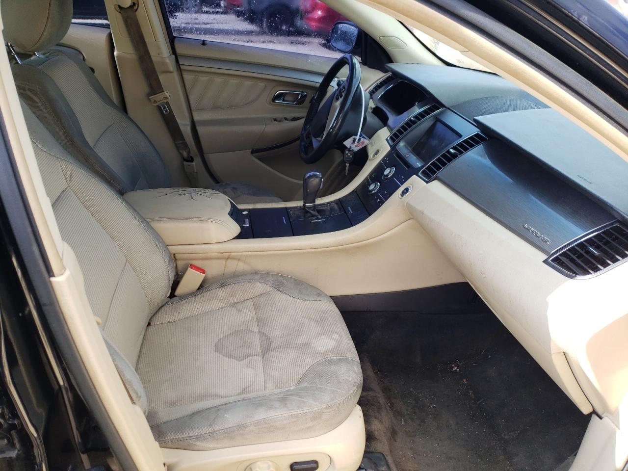 Photo 5 from auction – 2013 FORD TAURUS SEL with VIN 1FAHP2H82DG230677