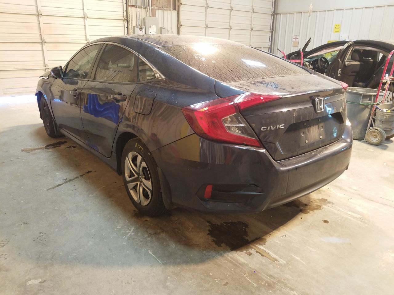 Photo 3 from auction – 2017 HONDA CIVIC LX with VIN 19XFC2F53HE024649