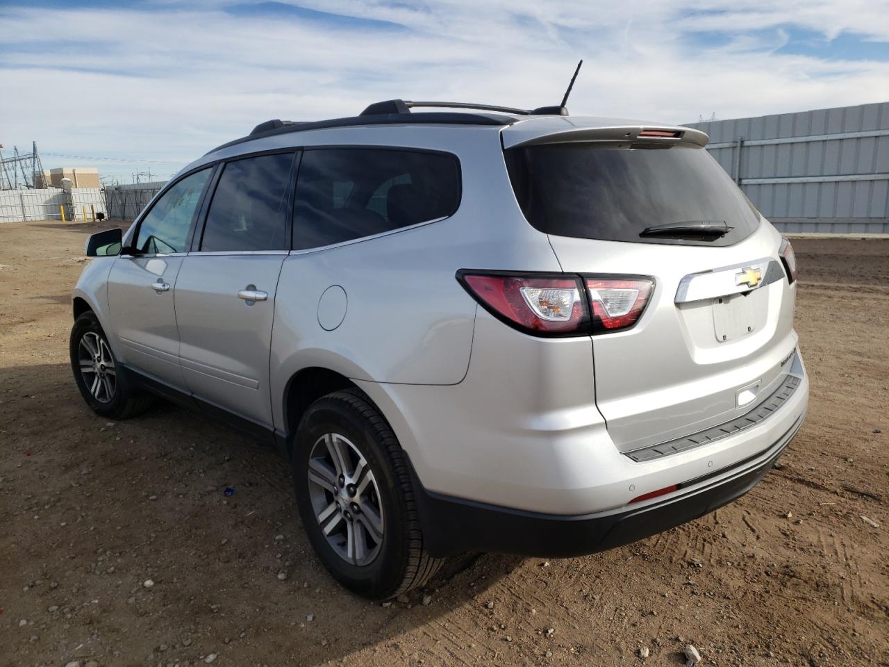 Photo 3 from auction – 2016 CHEVROLET TRAVERSE L with VIN 1GNKRGKDXGJ320395