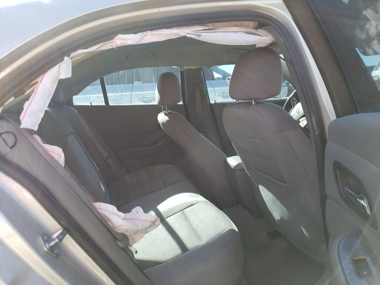 Photo 6 from auction – 2014 CHEVROLET MALIBU LS with VIN 1G11B5SL5EF242136