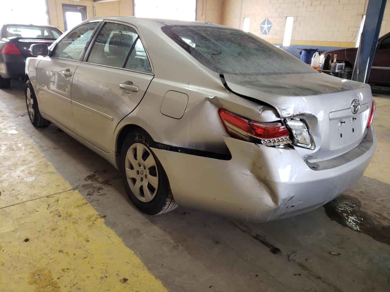 Photo 3 from auction – 2010 TOYOTA CAMRY BASE with VIN 4T1BF3EK8AU573964