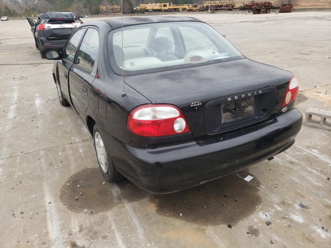 Photo 3 from auction – 2000 KIA SEPHIA BAS with VIN KNAFB1219Y5841889