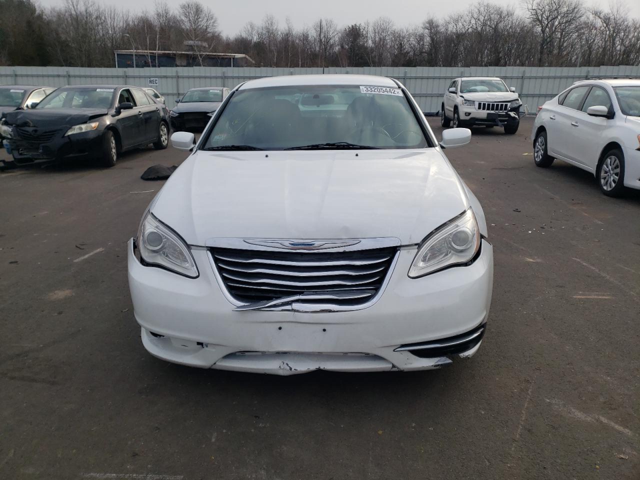 Photo 9 from auction – 2013 CHRYSLER 200 TOURIN with VIN 1C3CCBBB8DN538991