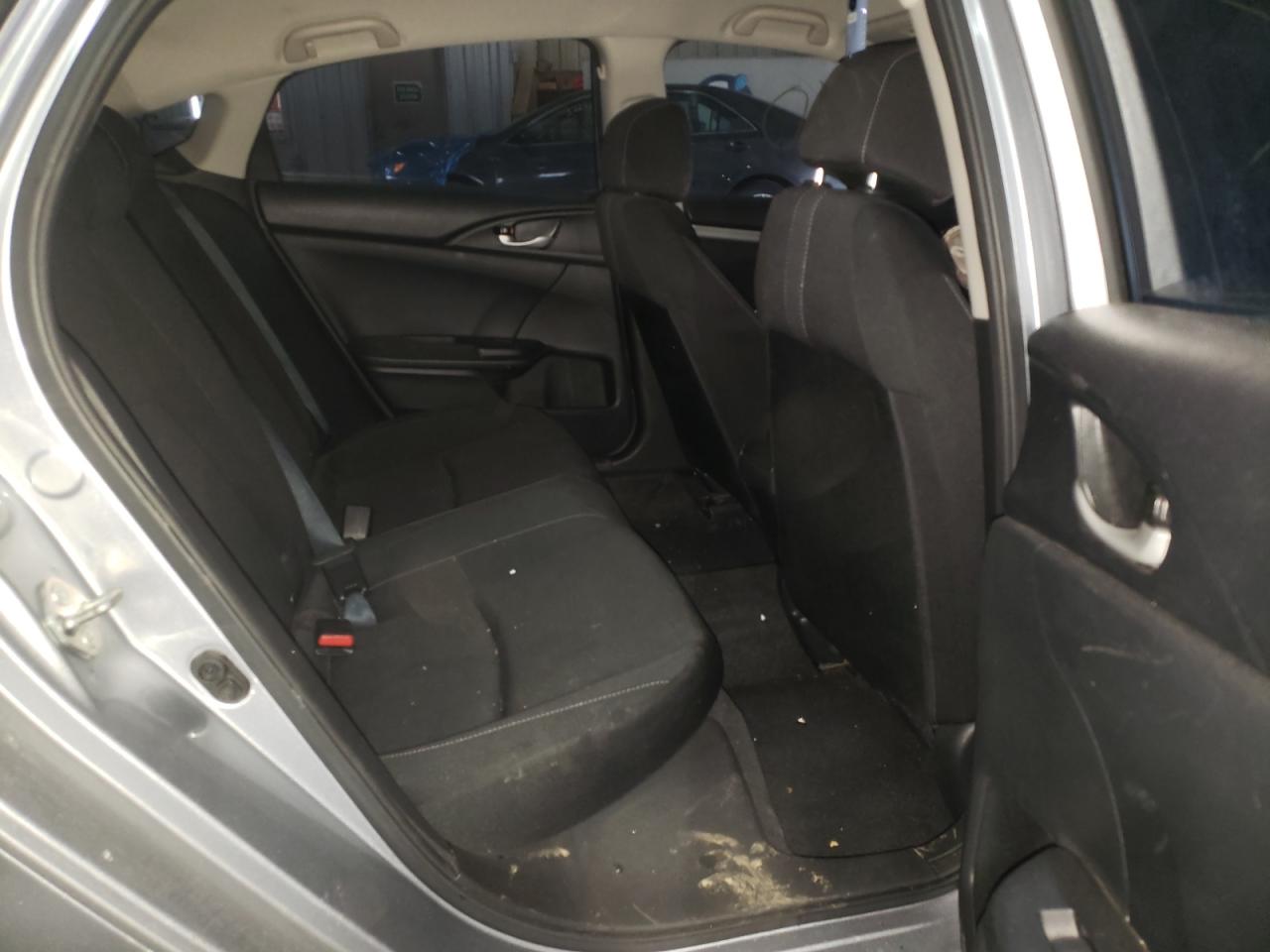 Photo 6 from auction – 2019 HONDA CIVIC LX with VIN 2HGFC2F65KH543580