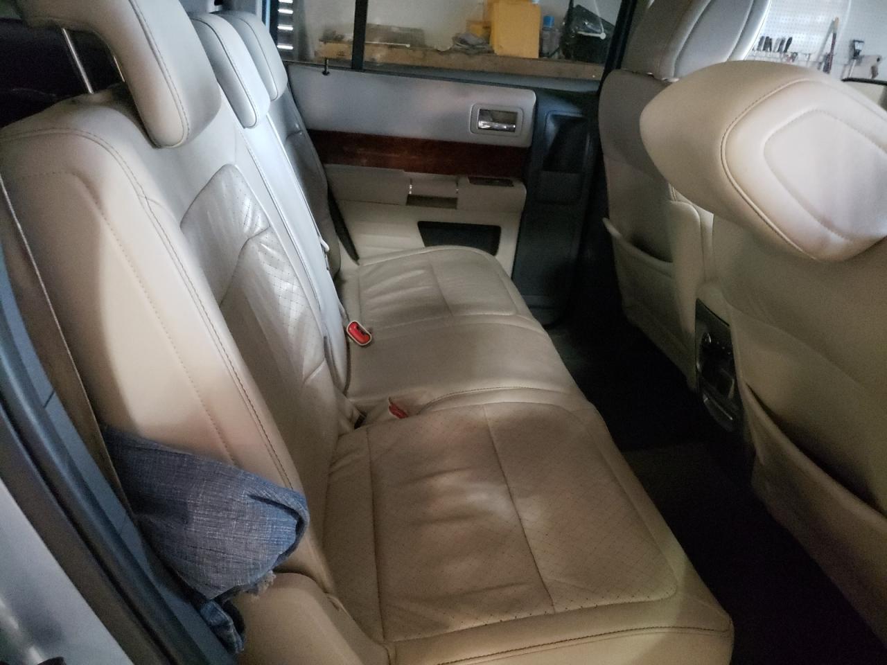 Photo 6 from auction – 2009 FORD FLEX LIMIT with VIN 2FMEK63C69BB07585