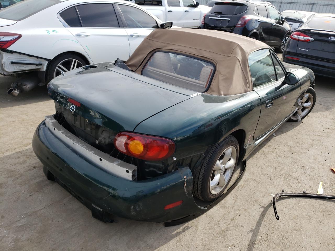 Photo 4 from auction – 2000 MAZDA MX-5 MIATA with VIN JM1NB3530Y0144261