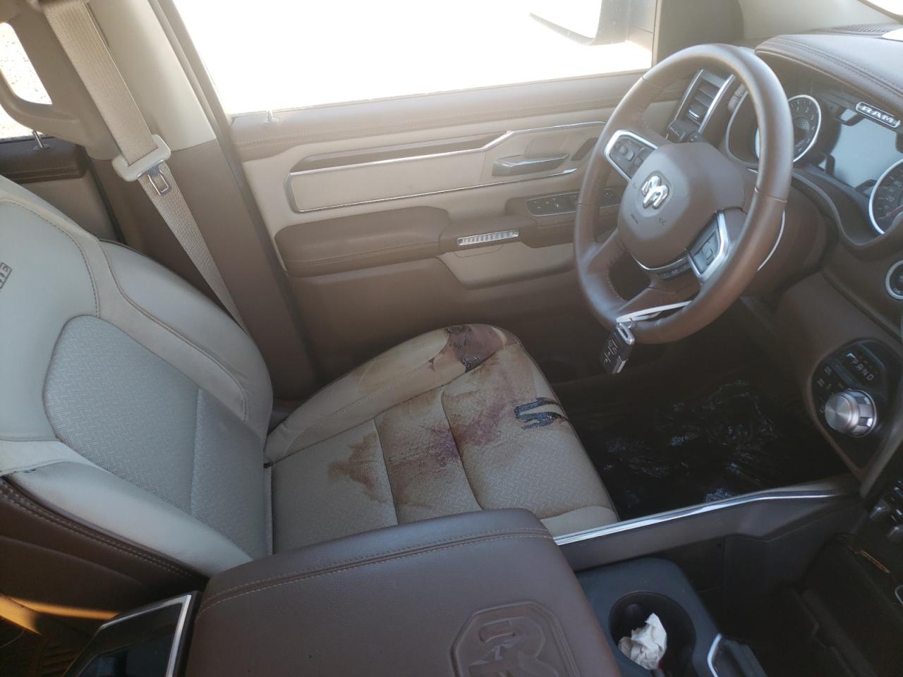 Photo 9 from auction – 2021 RAM 1500 LARAM with VIN 1C6SRFJTXMN635883