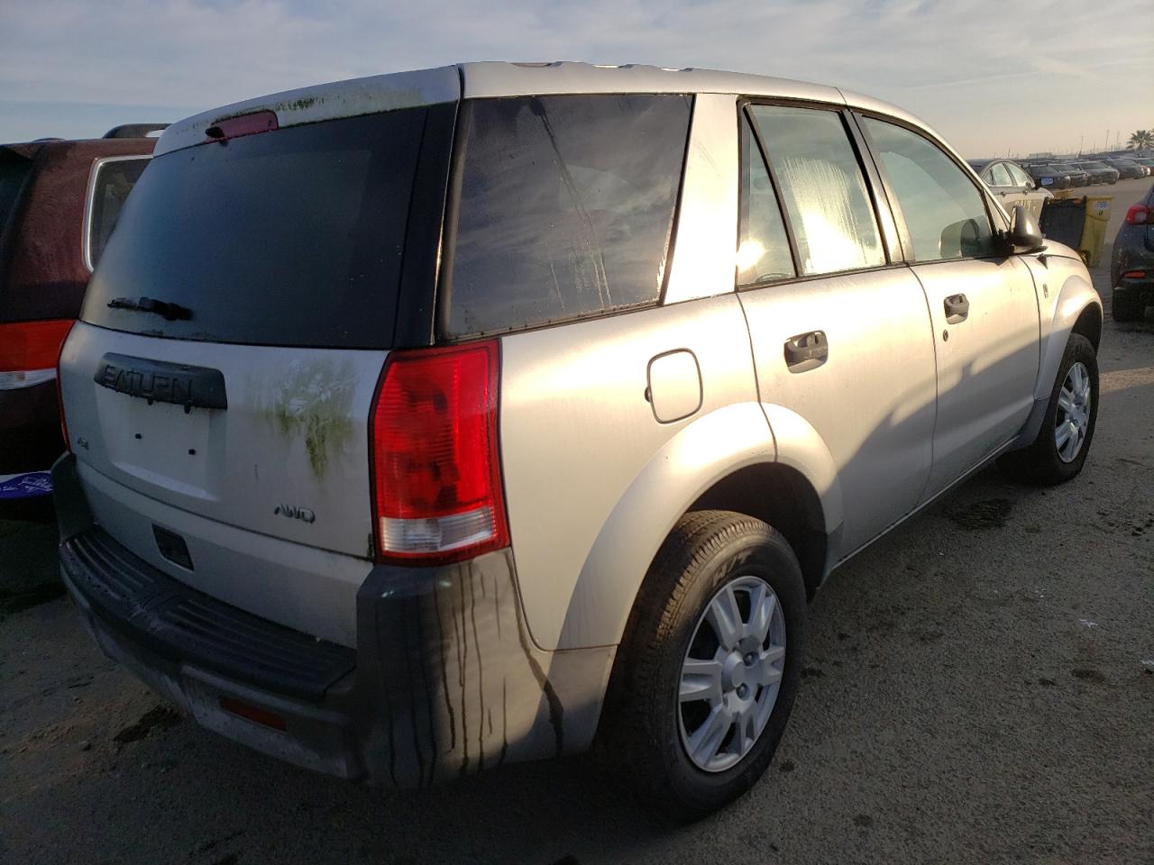 Photo 4 from auction – 2003 SATURN VUE with VIN 5GZCZ43D53S835401