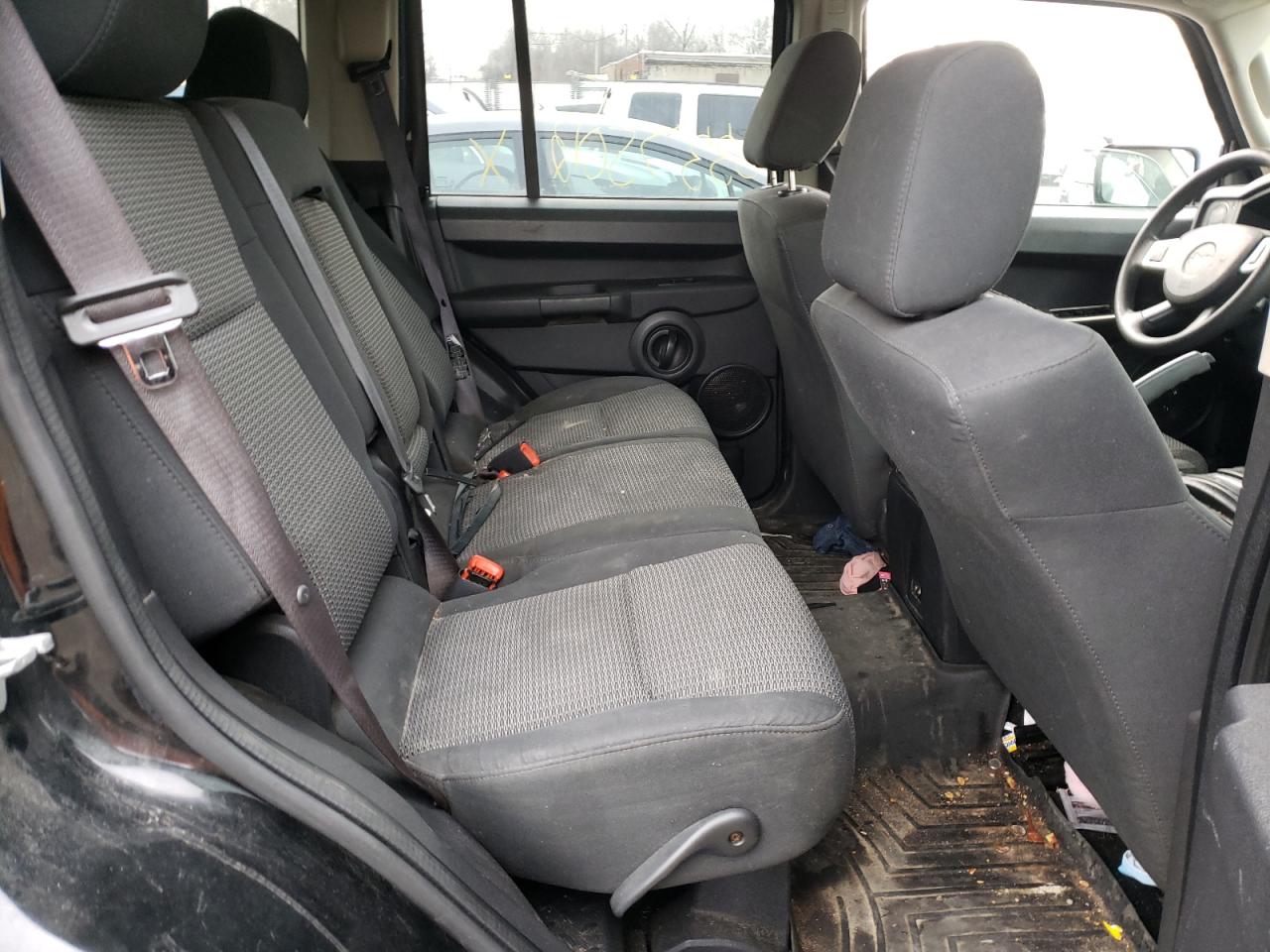 Photo 6 from auction – 2008 JEEP COMMANDER with VIN 1J8HG48K48C164396