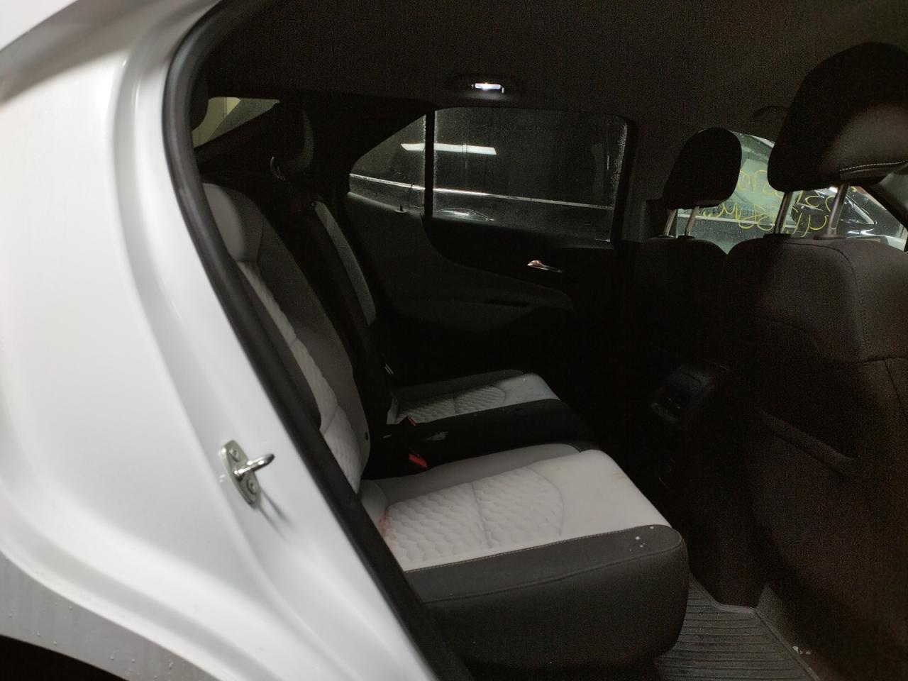 Photo 6 from auction – 2019 CHEVROLET EQUINOX LT with VIN 2GNAXKEV2K6140892