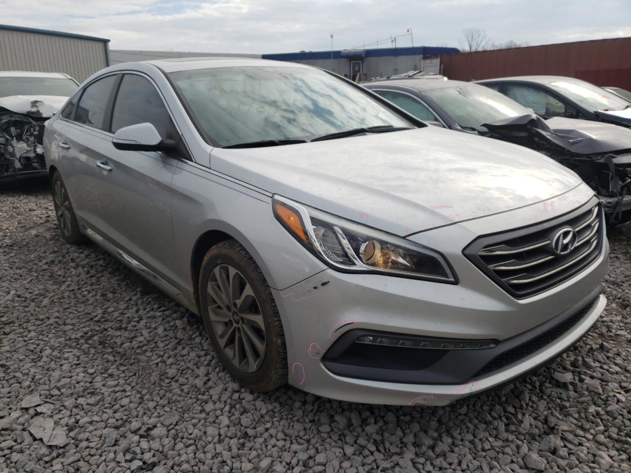 HYUNDAI SONATA SPO 2017 with VIN 5NPE34AF4HH579872 - Photo from auction