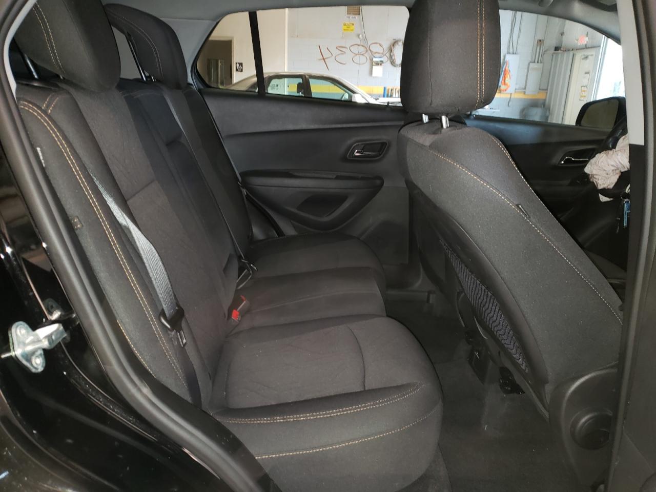 Photo 6 from auction – 2020 CHEVROLET TRAX 1LT with VIN 3GNCJLSBXLL227382