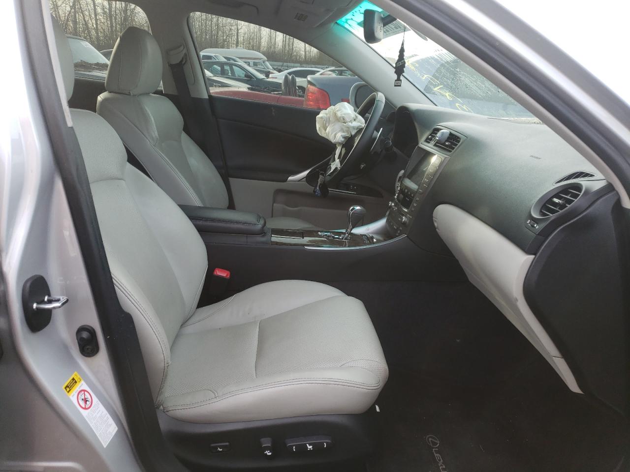 Photo 5 from auction – 2010 LEXUS IS 250 with VIN JTHCF5C29A5041297