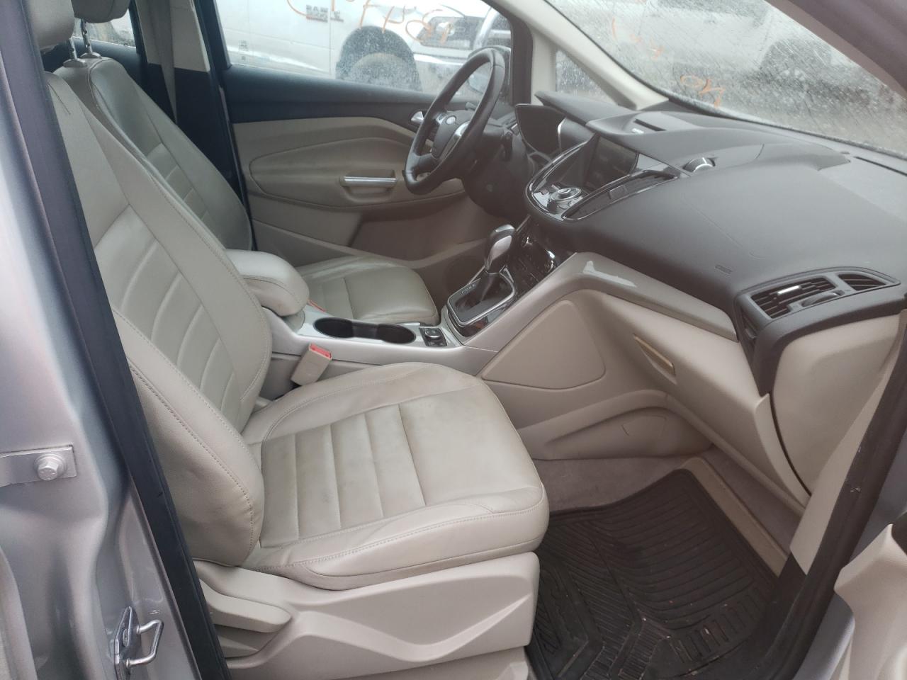 Photo 5 from auction – 2014 FORD C-MAX PREM with VIN 1FADP5CU1EL508269