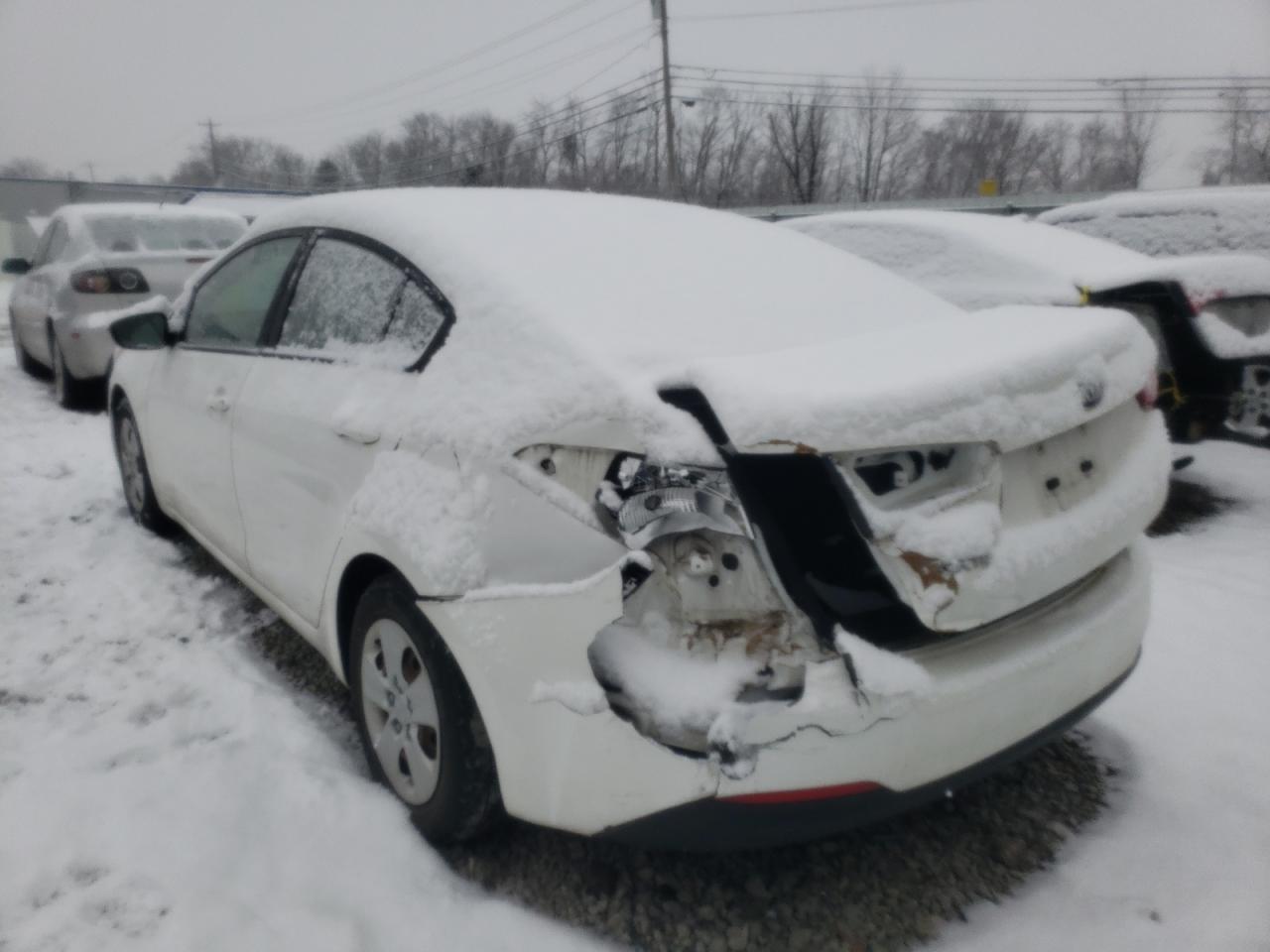 Photo 3 from auction – 2016 KIA FORTE LX with VIN KNAFX4A65G5532399
