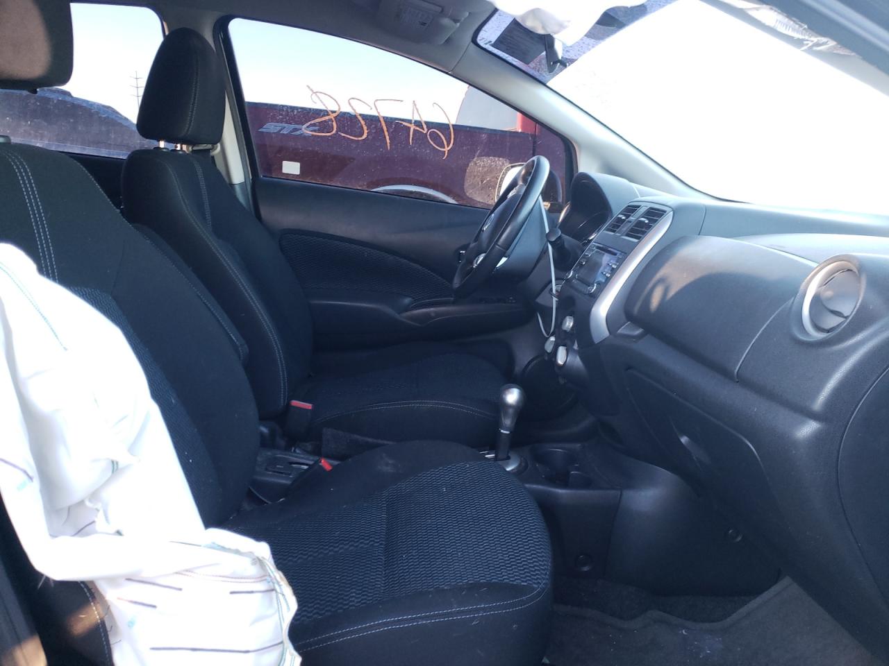 Photo 5 from auction – 2014 NISSAN VERSA NOTE with VIN 3N1CE2CP2EL434212