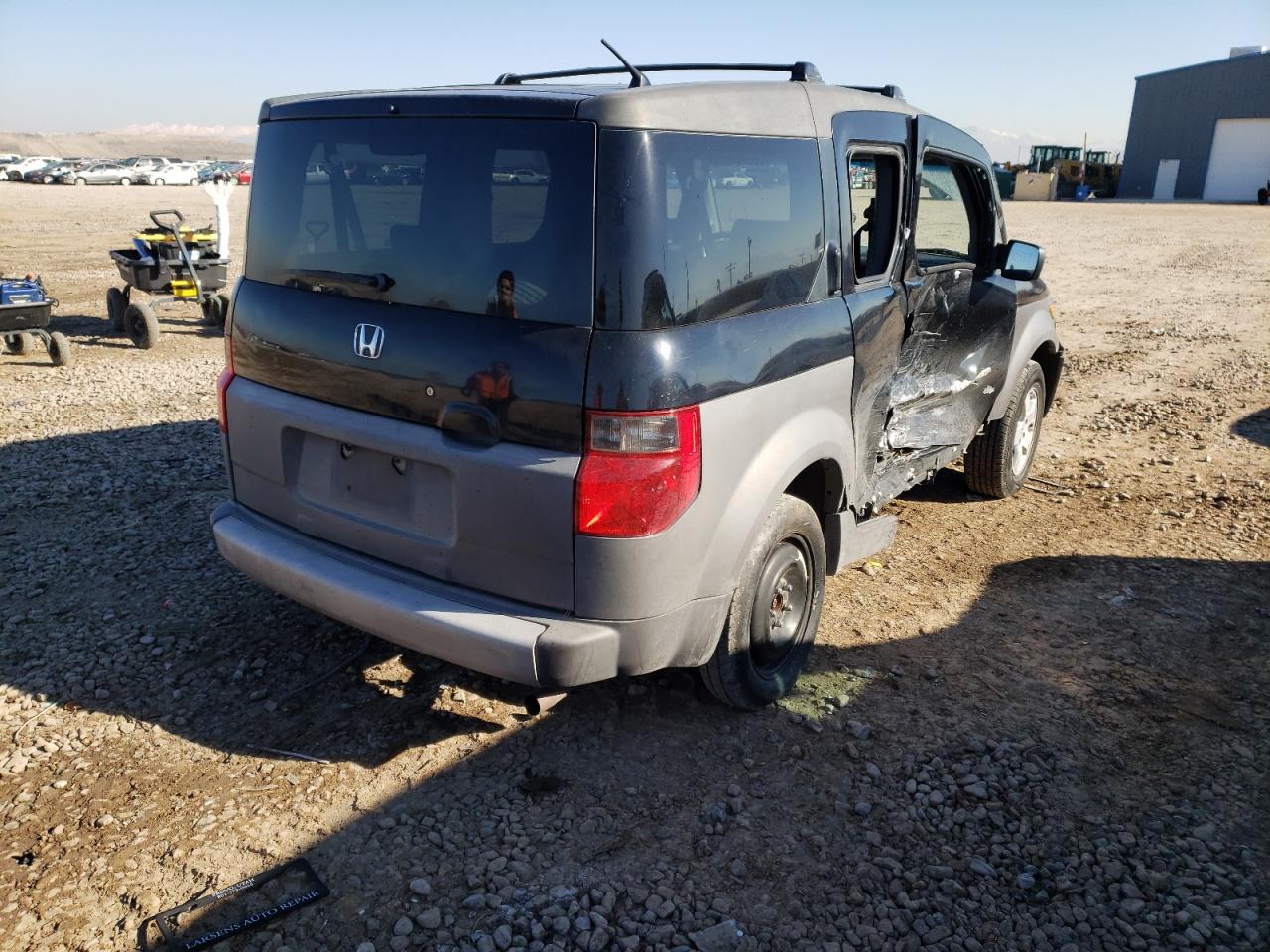 Photo 4 from auction – 2003 HONDA ELEMENT EX with VIN 5J6YH28573L026924