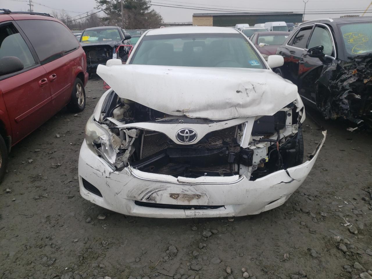 Photo 9 from auction – 2011 TOYOTA CAMRY BASE with VIN 4T1BF3EK5BU745904