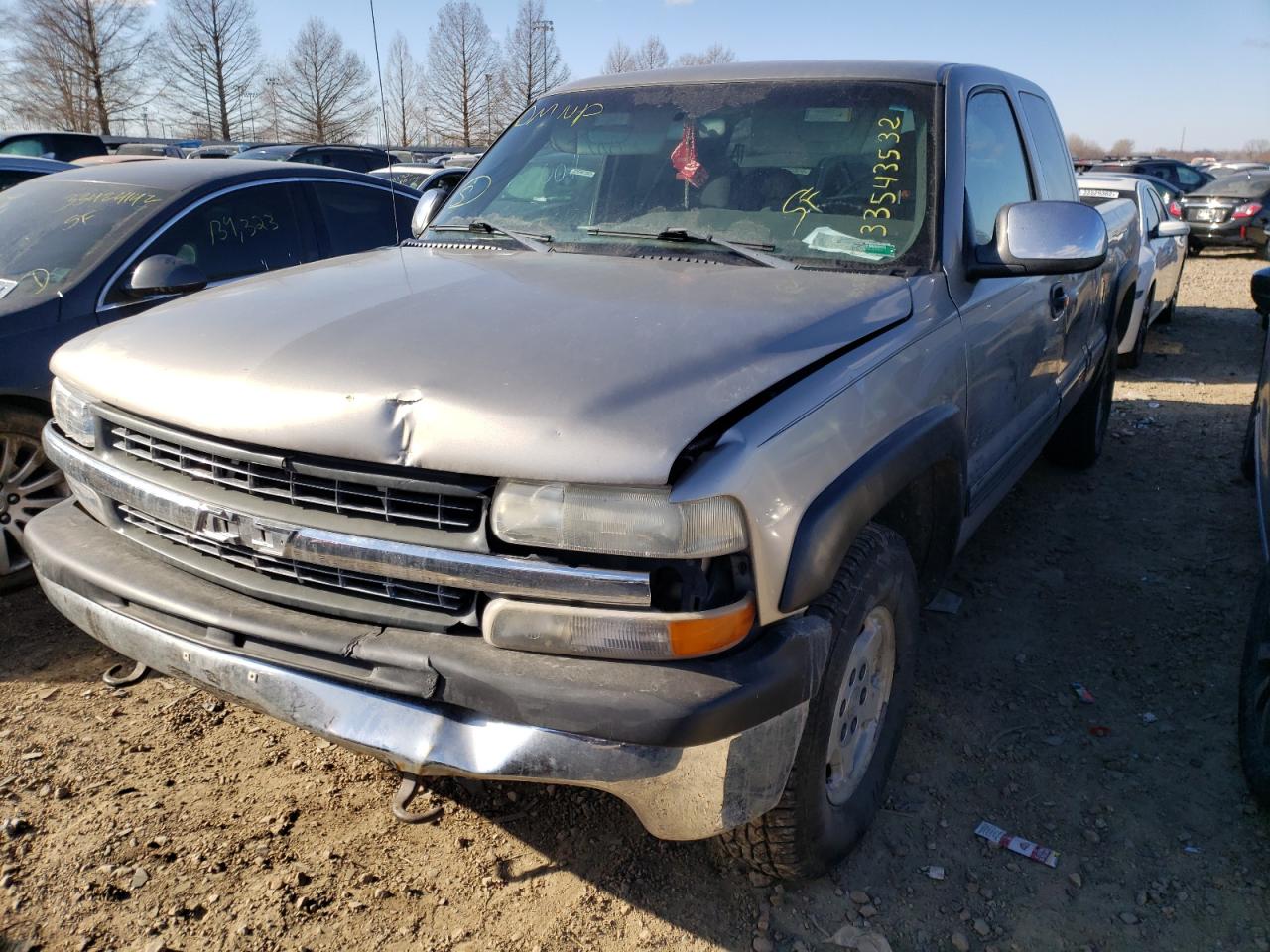 Photo 2 from auction – 2000 CHEVROLET SILVERADO with VIN 1GCEK19T7YE417200
