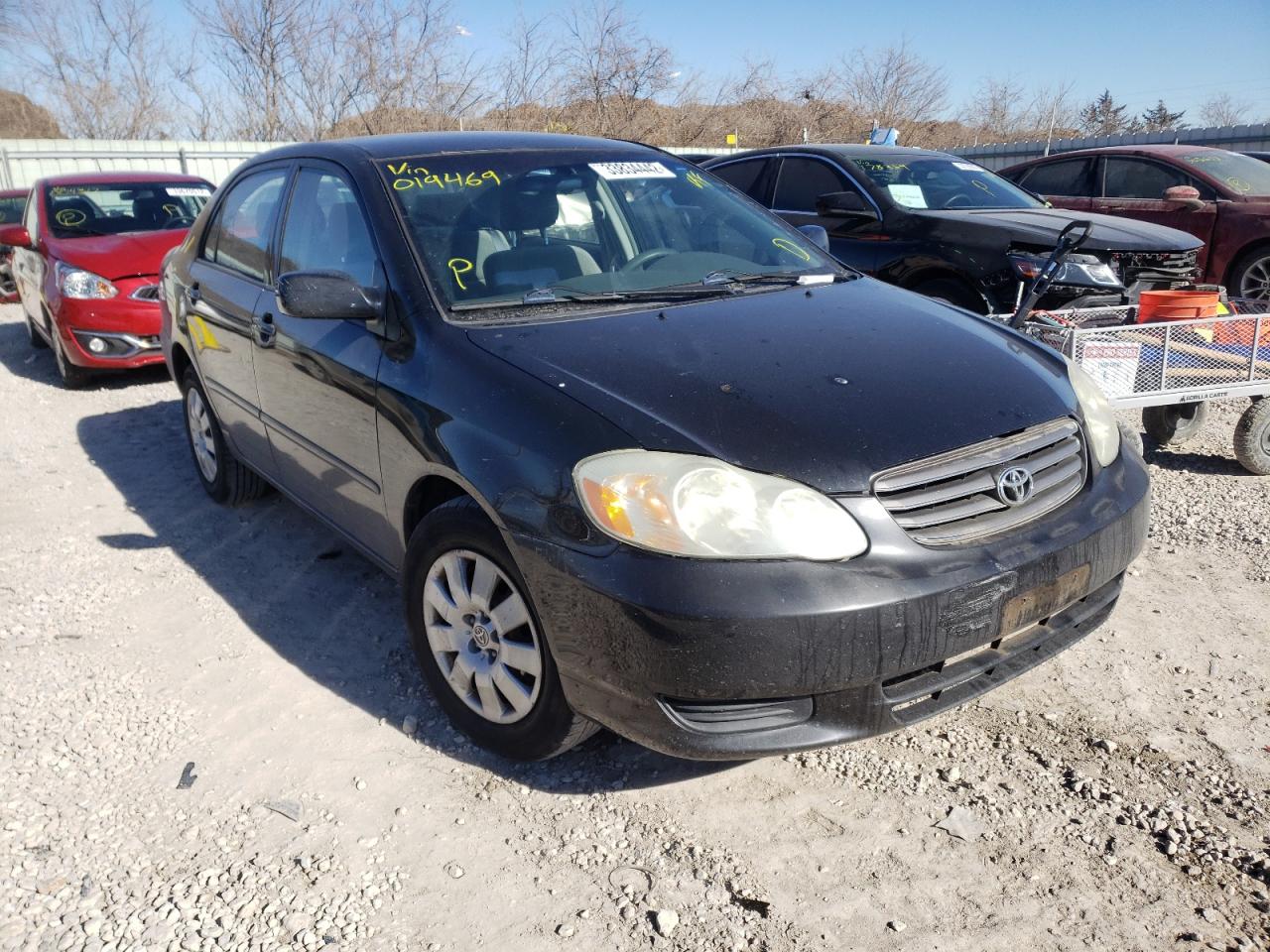 TOYOTA COROLLA CE 2003 con VIN JTDBR32E630019469 - Foto de la subasta