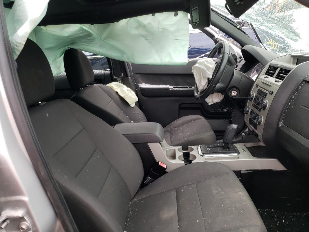 Photo 5 from auction – 2011 FORD ESCAPE XLT with VIN 1FMCU9DG5BKA04237
