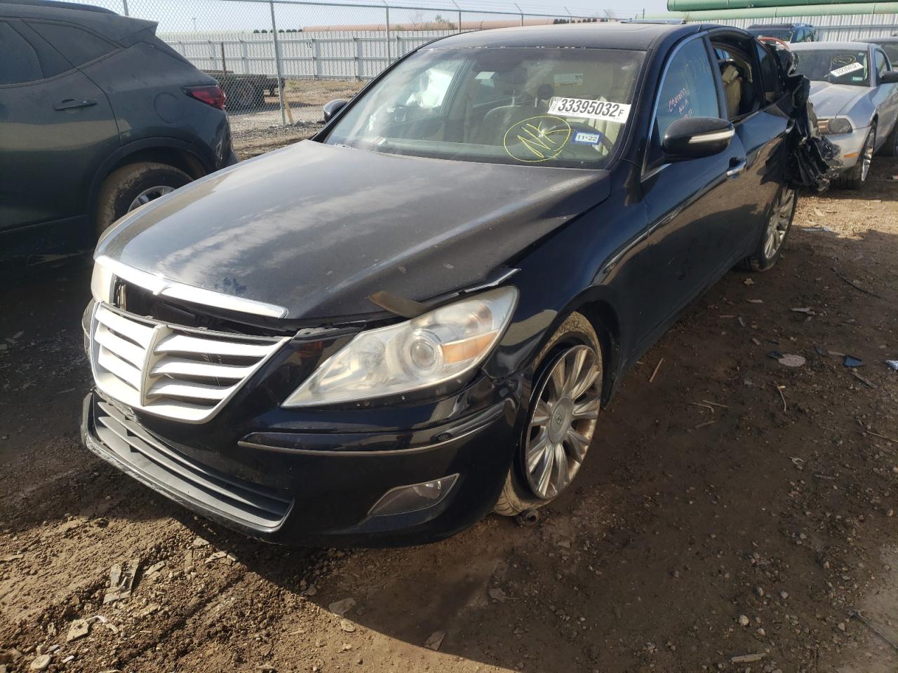 Photo 2 from auction – 2011 HYUNDAI GENESIS 3. with VIN KMHGC4DE0BU143248